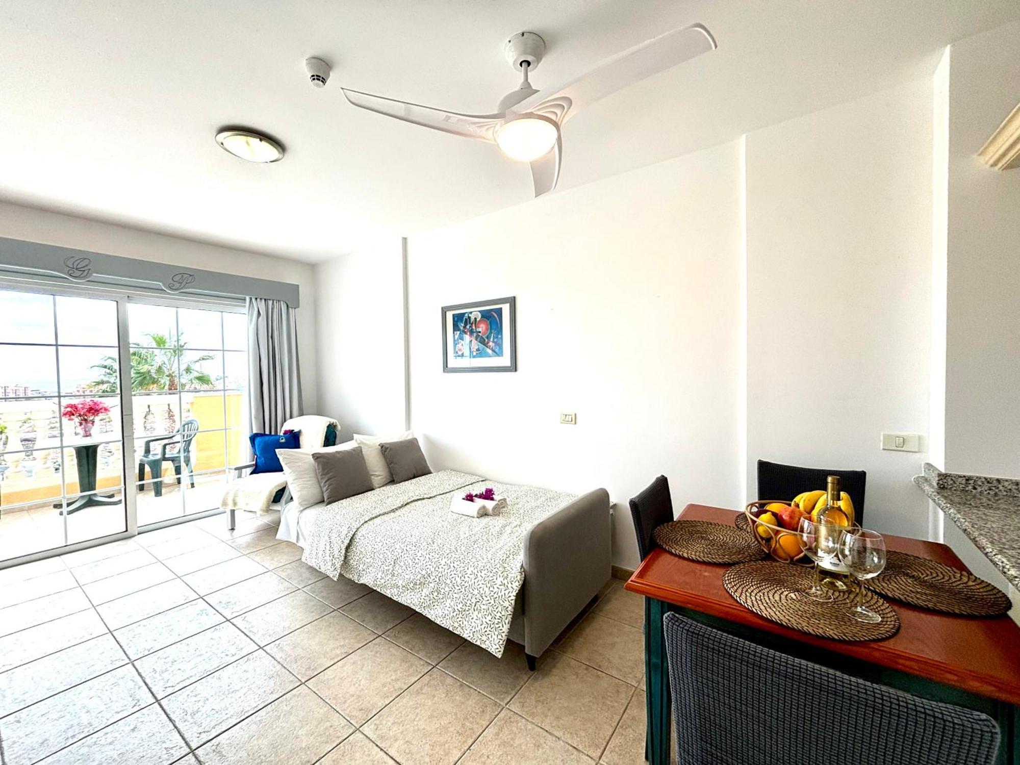Appartement Happy Granada à Los Cristianos  Extérieur photo