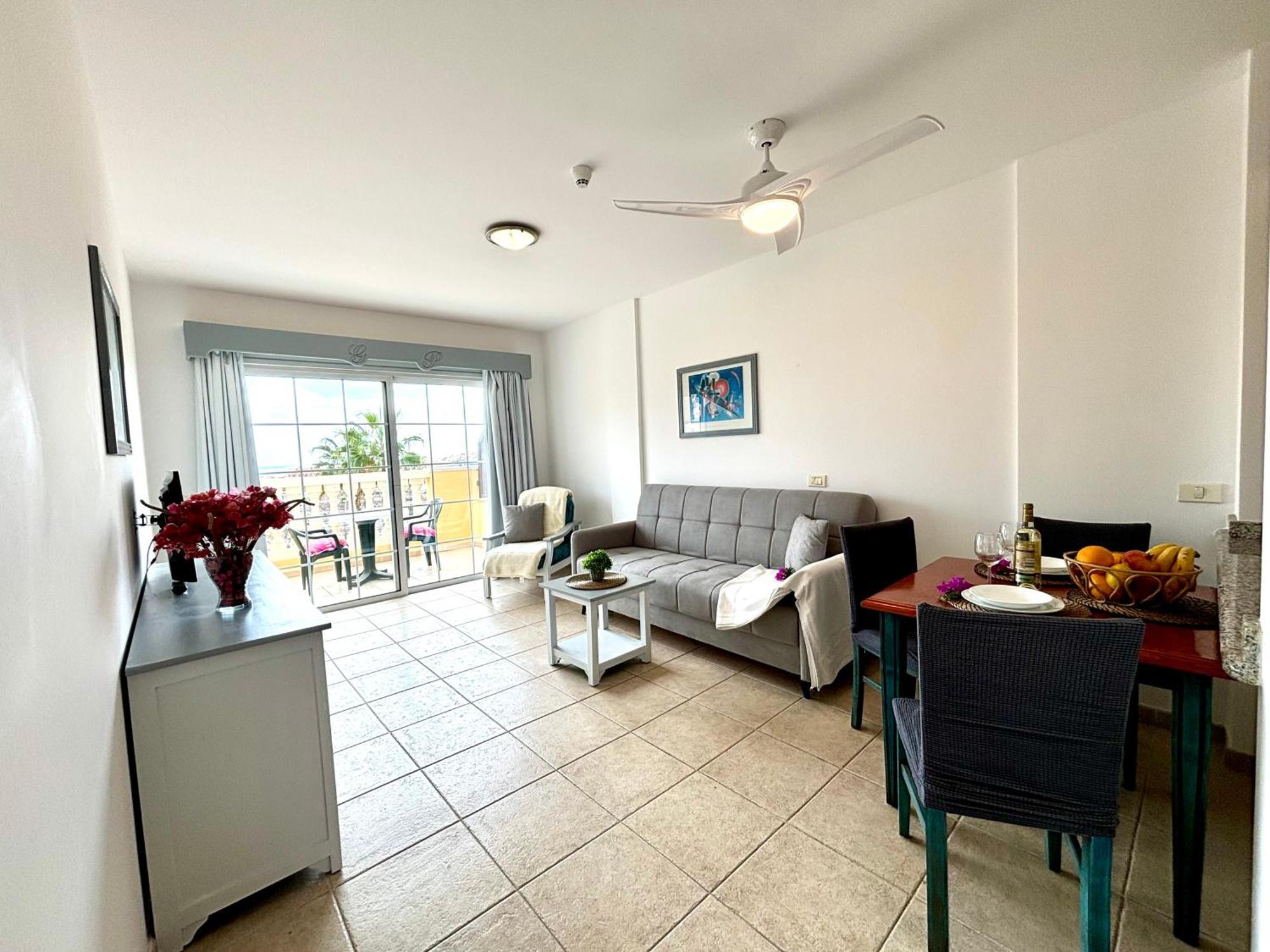 Appartement Happy Granada à Los Cristianos  Extérieur photo