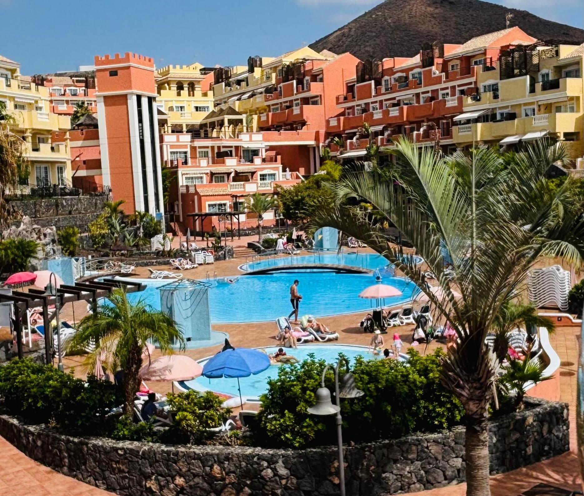 Appartement Happy Granada à Los Cristianos  Extérieur photo
